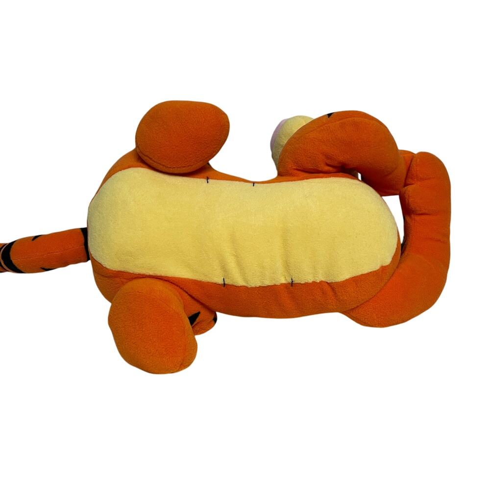 NWT Disney Lounging Tigger Toys R Us Plush 30" Vintage Fisher Price 2001 - Picture 5 of 10